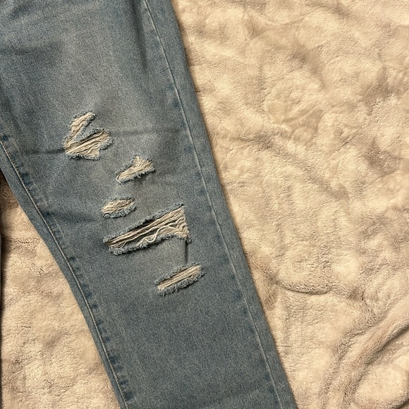 NWT Blank NYC Madison Crop High Rise Distressed Jeans Size 30 - Picture 6 of 14